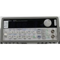 HP 33120A  Function Generator