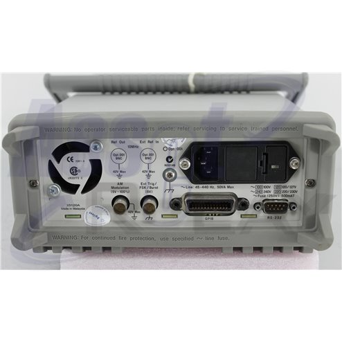 HP 33120A  Function Generator